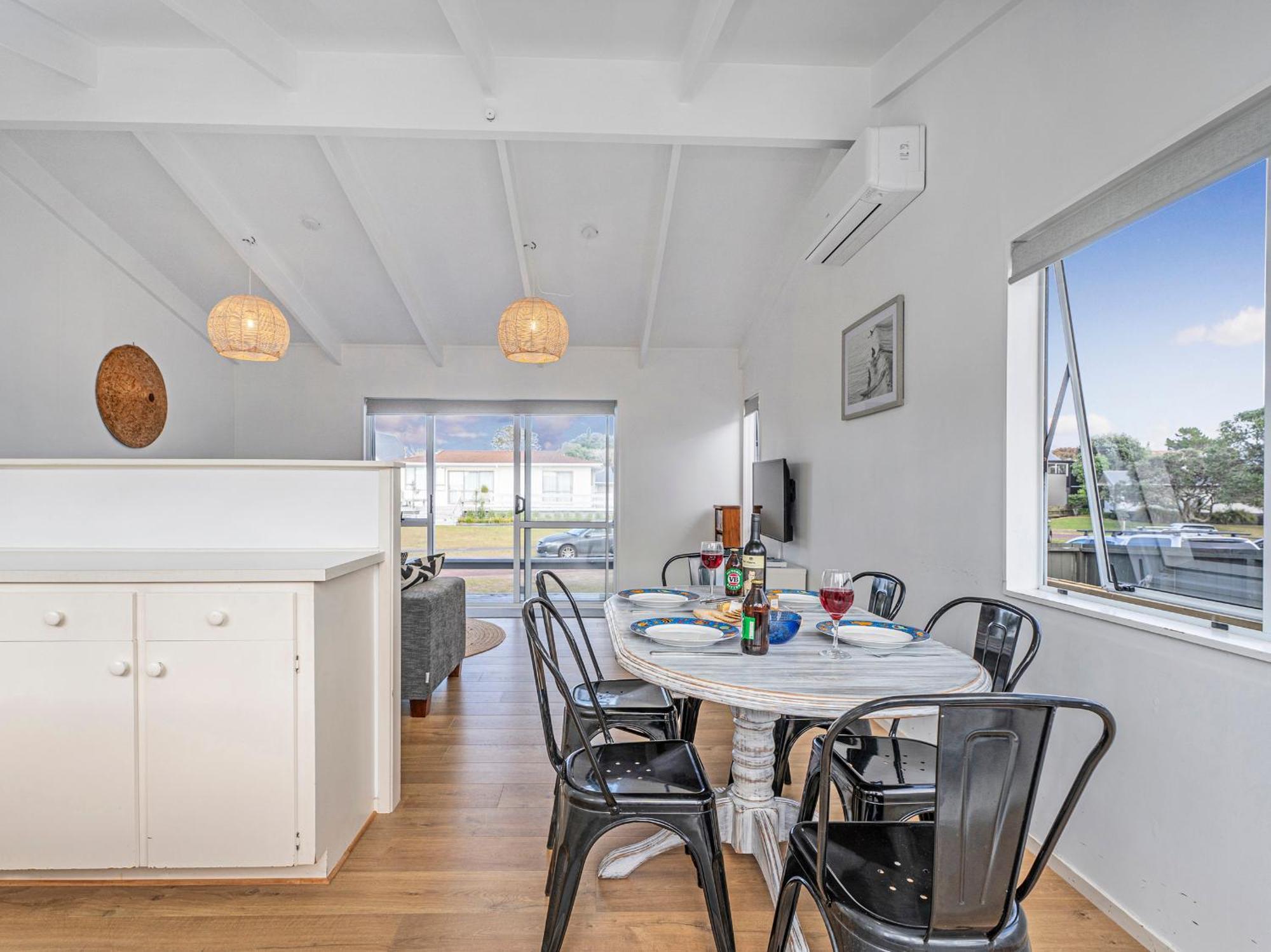 Retreat By The Beach - Pauanui Holiday Home Dış mekan fotoğraf